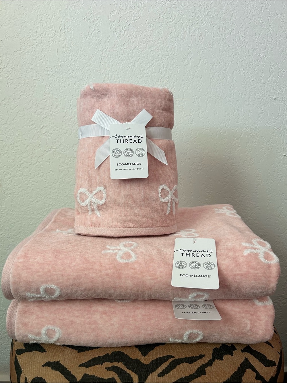 NEW Common Threads Coquette Pink Bow Eco-Mélange Plush 4-Piece Bath Towel Set